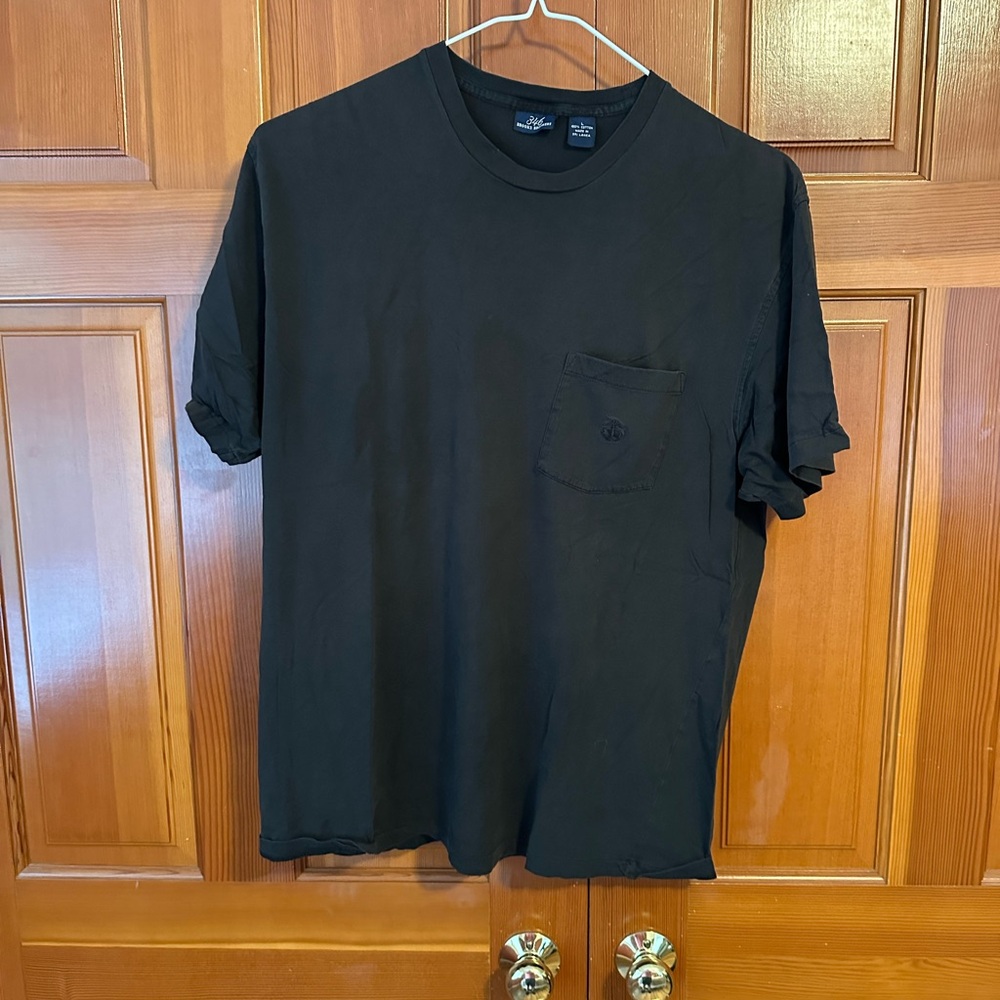 Brooks Brothers Black cotton pocket tee. Size L.